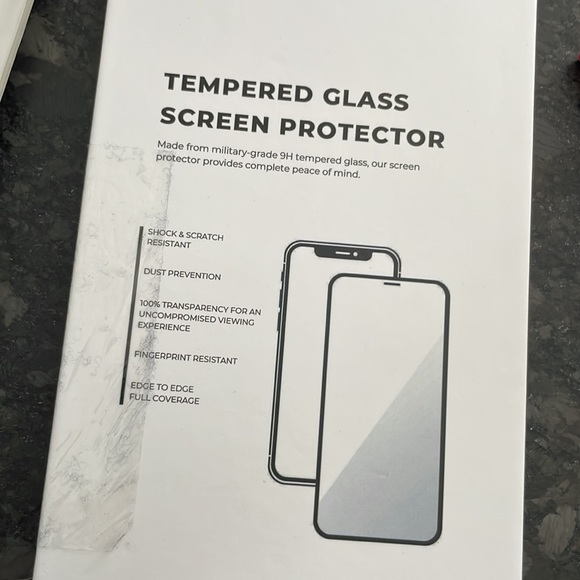 iPhone 13 clear case ultra slim, and glass screen protector - Picture 3 of 3